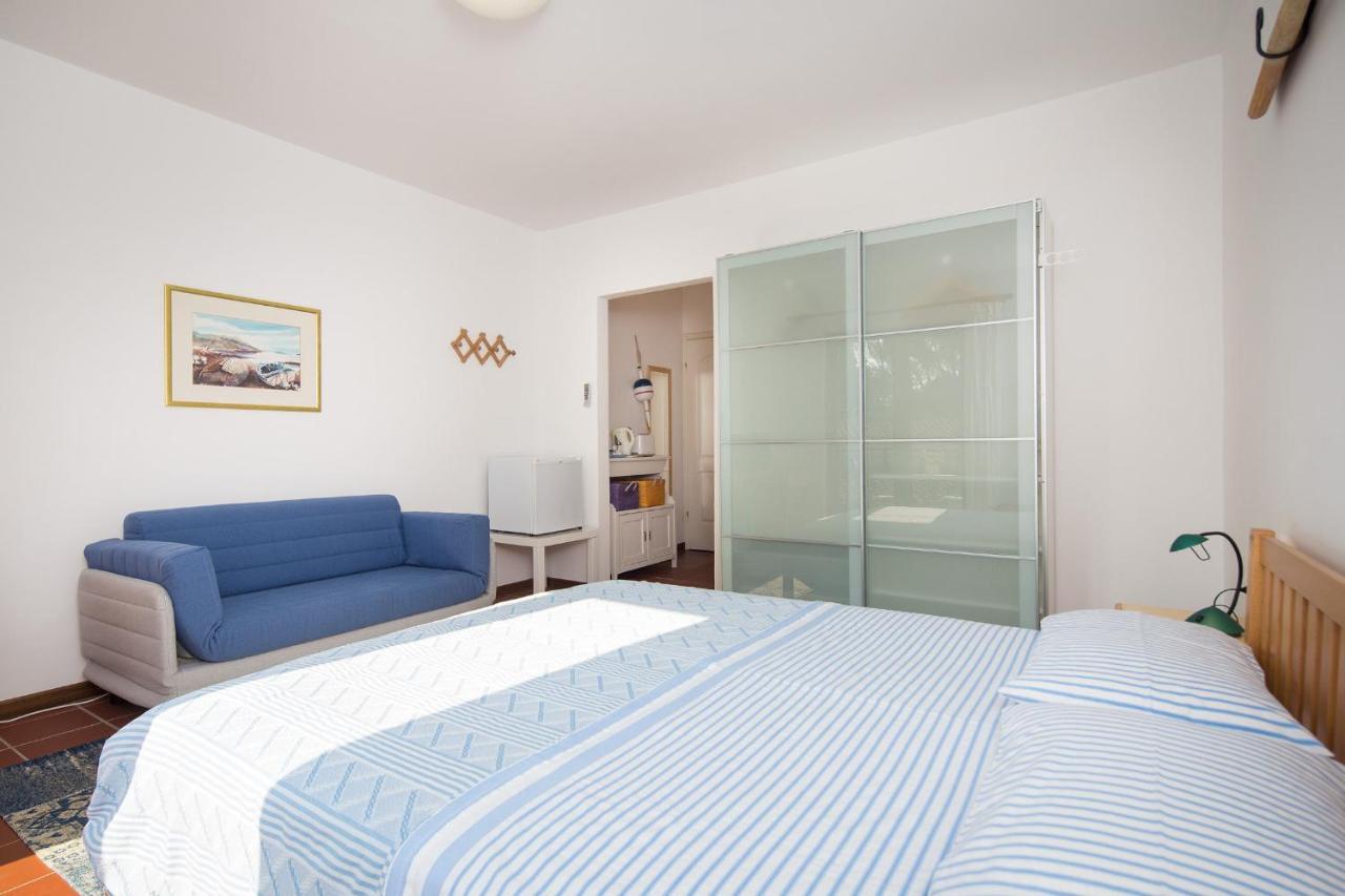 Sobe Number 9 Bed & Breakfast Rovinj Exterior foto